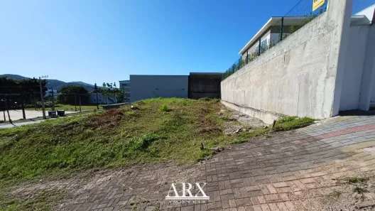 à venda, 361m² no Margem Esquerda, Gaspar