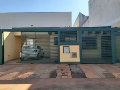 Ponto Comercial com 3 Quartos para alugar, 200m² no Zona Industrial, Brasília