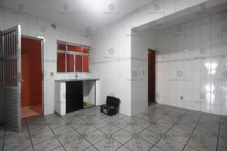 Casa com 1 Quarto para alugar, 65m² no Vila Independência, Mauá