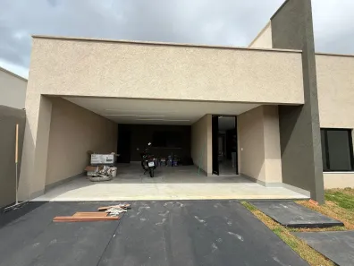 Casa com 3 Quartos à venda, 270m² no Jardim Atlântico, Goiânia