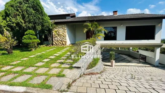 Casa de Condomínio com 3 Quartos à venda, 500m² no Jardim das Cerejeiras, Arujá