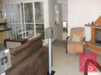 Sobrado com 4 Quartos para alugar, 259m² no Nova Petrópolis, São Bernardo do Campo