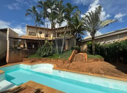 Casa de Condomínio com 4 Quartos à venda, 454m² no Olinda, Uberaba