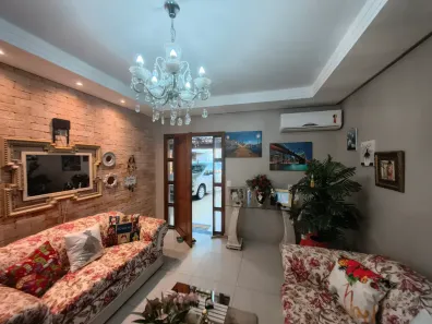 Casa com 3 Quartos à venda, 150m² no Residencial Aquários, Goiânia
