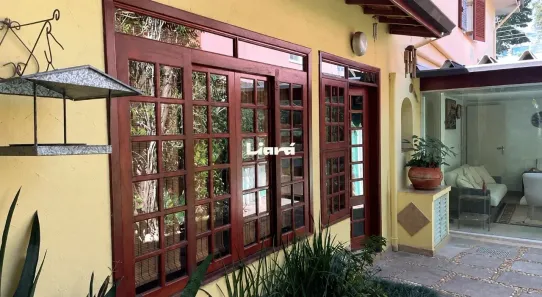 Casa com 3 Quartos para alugar, 230m² no Itaim Bibi, São Paulo