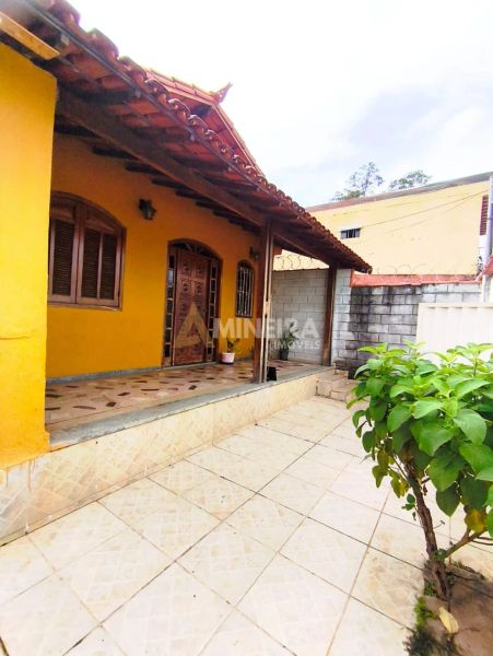 Casa com 3 quartos — Salgado Filho, Belo Horizonte