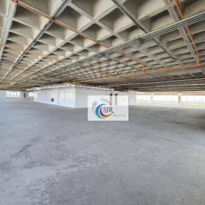 Sala Comercial para alugar, 558m² no Parque Industrial Tomas Edson, São Paulo