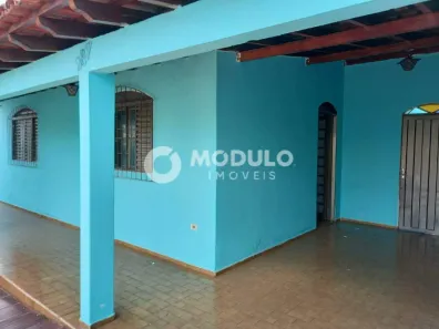 Casa com 3 Quartos à venda, 150m² no Santa Mônica, Uberlândia