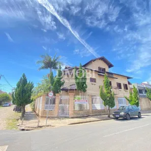 Sobrado com 3 Quartos para venda ou aluguel, 394m² no Vila Eunice Nova, Cachoeirinha