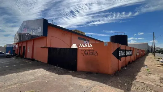 Galpão/Depósito/Armazém para alugar, 1500m² no São Benedito, Uberaba