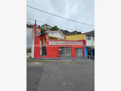 Sobrado com 2 Quartos à venda, 180m² no Vila Guarani, Santo André