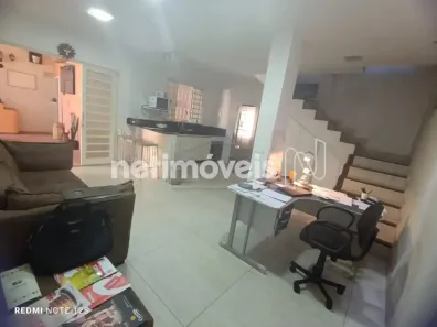 Casa com 2 Quartos à venda, 352m² no Jardim Pérola, Contagem
