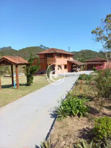 Fazenda/Sítio com 3 Quartos à venda, 200m² no Área Rural de Paraibuna, Paraibuna