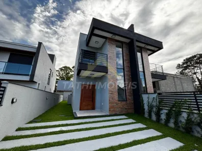 Casa com 3 Quartos à venda, 200m² no São João do Rio Vermelho, Florianópolis