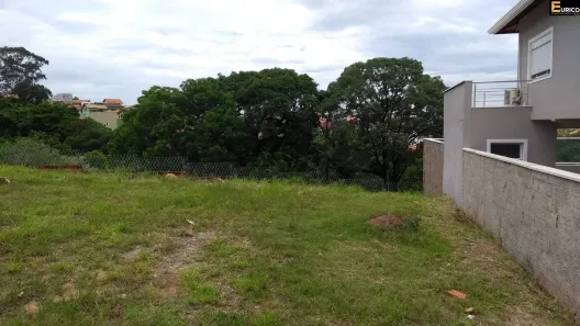 Lote/Terreno à venda, 379m² no Fazenda Santana, Valinhos