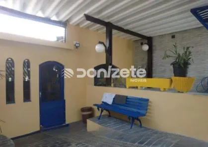 Casa com 2 Quartos à venda, 132m² no Santa Maria, Santo André