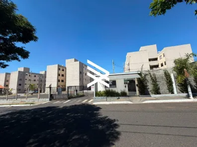 Apartamento com 2 Quartos para alugar, 43m² no Mansour, Uberlândia