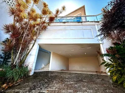 Casa com 4 Quartos à venda, 180m² no Camboinhas, Niterói