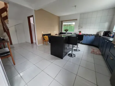 Sobrado com 4 Quartos à venda, 110m² no Rio Tavares, Florianópolis