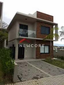 Casa de Condomínio com 3 Quartos à venda, 101m² no Mário Dal'Bo, Jaguariúna