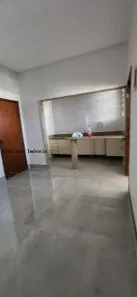 Apartamento com 3 Quartos para alugar, 140m² no Centro, Uberlândia