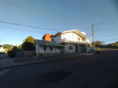 Casa com 3 Quartos à venda, 190m² no Santa Lúcia, Caxias do Sul