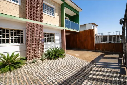Sobrado com 5 Quartos à venda, 230m² no Recanto das Emas, Brasília