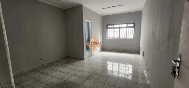 Sala Comercial para alugar, 30m² no Vila Ré, São Paulo