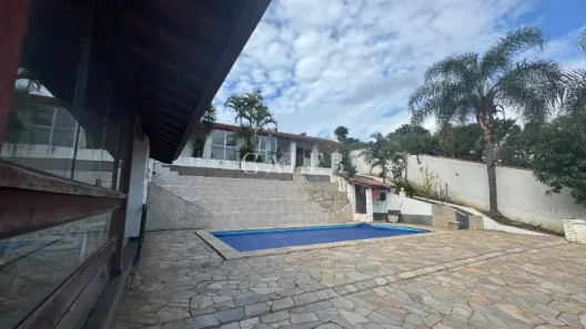 Fazenda/Sítio com 3 Quartos à venda, 321m² no Jardim Paulista, Atibaia