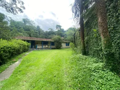 Casa de Condomínio com 4 Quartos para alugar, 277m² no Granja Viana II, Cotia