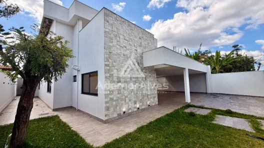 Casa de Condomínio com 4 Quartos à venda, 400m² no Região dos Lagos, Brasília
