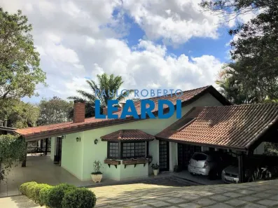 Casa de Condomínio com 4 Quartos à venda, 832m² no Altos de São Fernando, Jandira