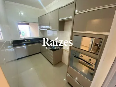 Casa com 2 Quartos à venda, 75m² no Novo Mundo, Uberlândia