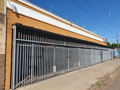 Ponto Comercial à venda, 258m² no Parque das Gameleiras, Uberaba
