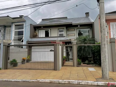 Sobrado com 3 Quartos à venda, 178m² no Estância Velha, Canoas