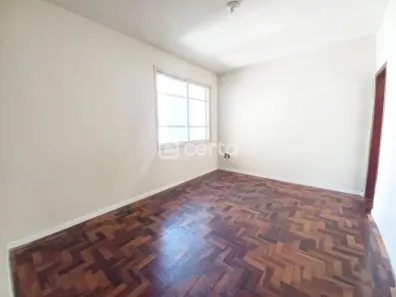 Kitnet para alugar, 25m² no Menino Deus, Porto Alegre