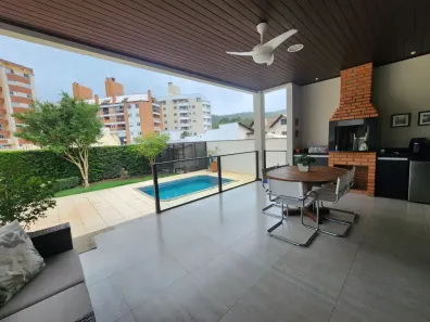 Casa com 3 Quartos à venda, 221m² no Córrego Grande, Florianópolis