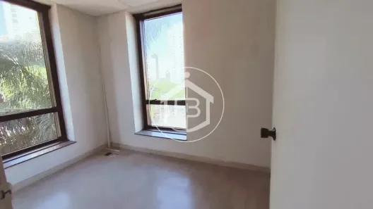 Sala Comercial com 2 Quartos para venda ou aluguel, 37m² no Jardim Londrina, São Paulo