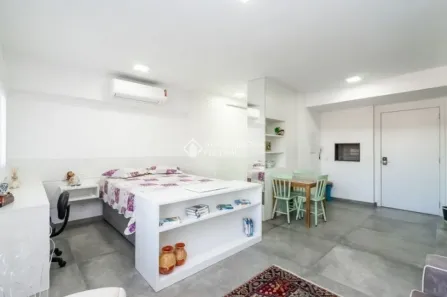 Apartamento com 1 Quarto para alugar, 38m² no Chácara das Pedras, Porto Alegre