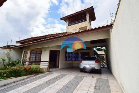 Sobrado com 4 Quartos à venda, 304m² no Bal Stella Maris, Peruíbe