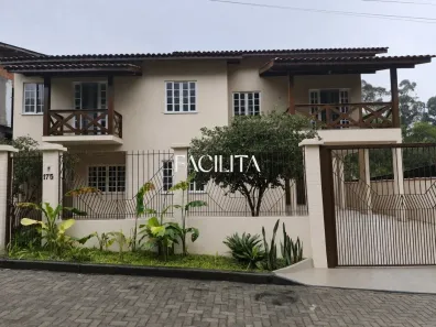 Casa com 4 Quartos para alugar, 230m² no Cacupé, Florianópolis