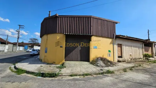 Ponto Comercial para alugar, 277m² no Triângulo, Pindamonhangaba