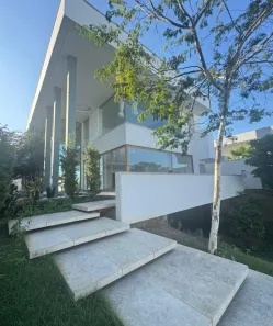 Sobrado com 4 Quartos à venda, 400m² no Costa e Silva, Porto Velho