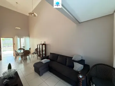 Casa com 3 Quartos à venda, 210m² no Jardim Atlântico, Goiânia