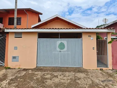 Casa com 3 Quartos à venda, 150m² no Jardim Santa Terezinha, São Bento do Sapucaí