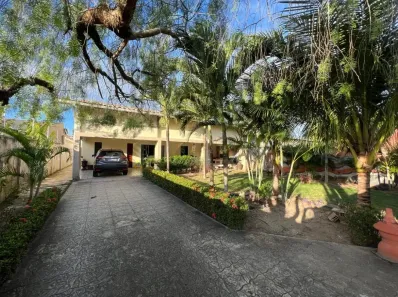 Casa com 4 Quartos à venda, 300m² no Capim Macio, Natal