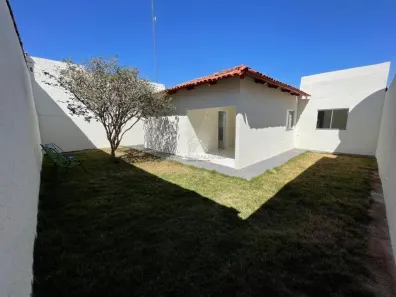Casa com 3 Quartos à venda, 144m² no Jardim Curitiba, Goiânia