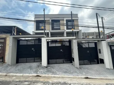 Sobrado com 3 Quartos à venda, 134m² no Vila Araguaia, São Paulo