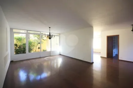 Sobrado com 4 Quartos à venda, 363m² no Vila Madalena, São Paulo