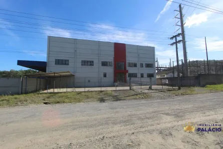 Galpão/Depósito/Armazém para alugar, 1200m² no Glória, Joinville